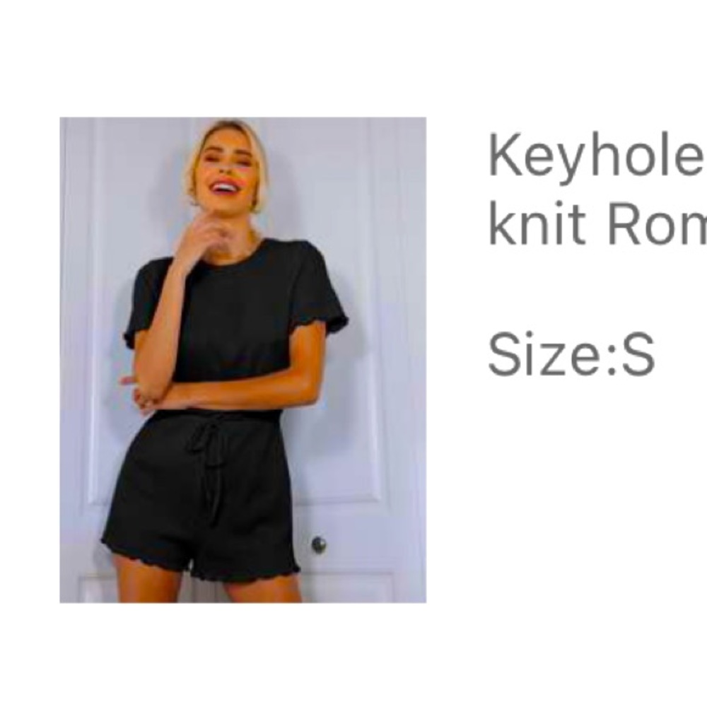 Keyhole Back Lettuce Trim Rib-knit Romper